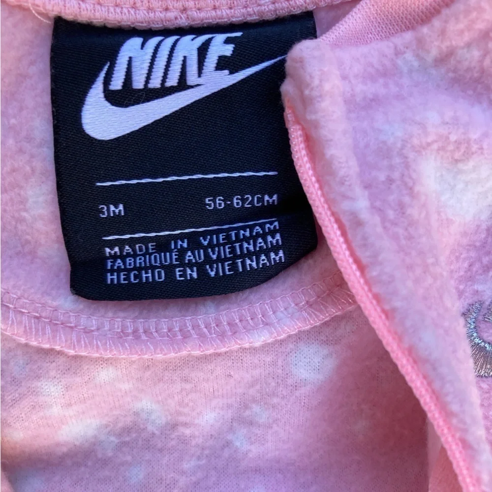 Girls Nike Pink Solid Full-Zip Onesie 3M Poly Warm Baby Newborn Swish Activewear